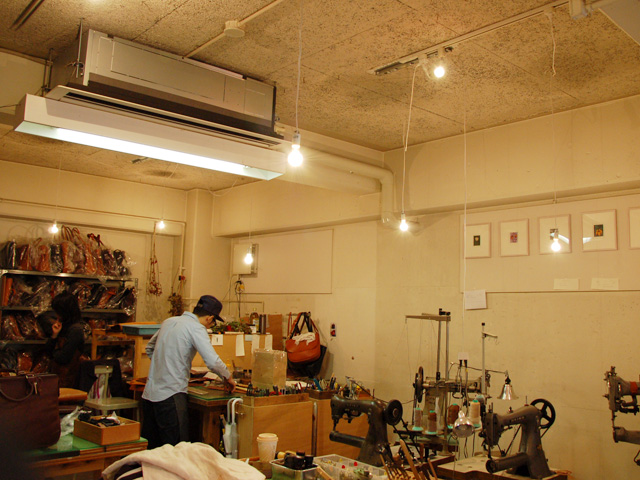 一人製作没頭中