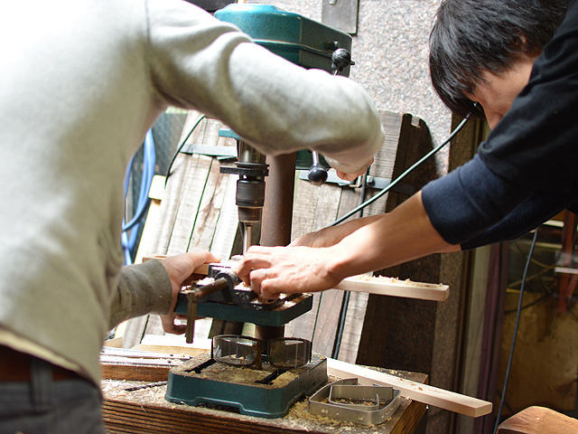 ラック製作中