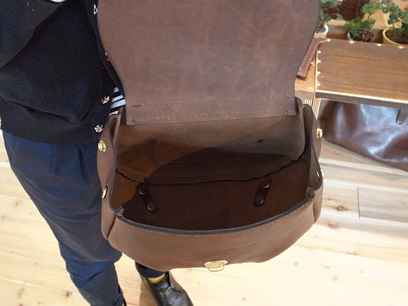 棒屋根ミニリュック 丸型 メイン収納部