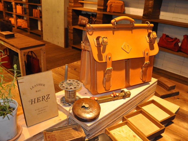 2016年1月9日(土)、HERZ名古屋がオープン