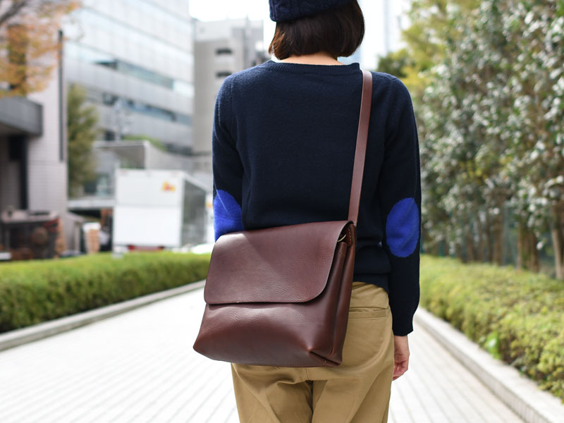 半かぶせショルダーバッグ(CK-4)