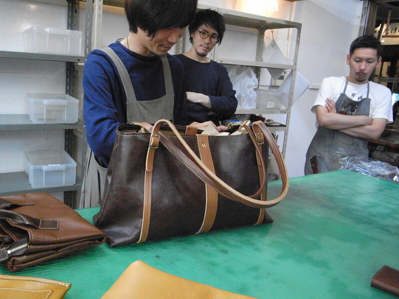 大きめトートバッグ 取っ手