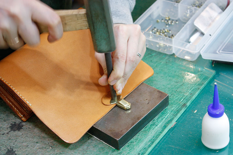 差し金具の取り付け2