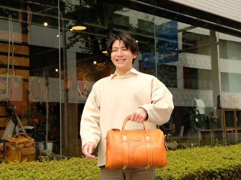 お洒落の秋!大阪店スタッフスナップ V-23着用2