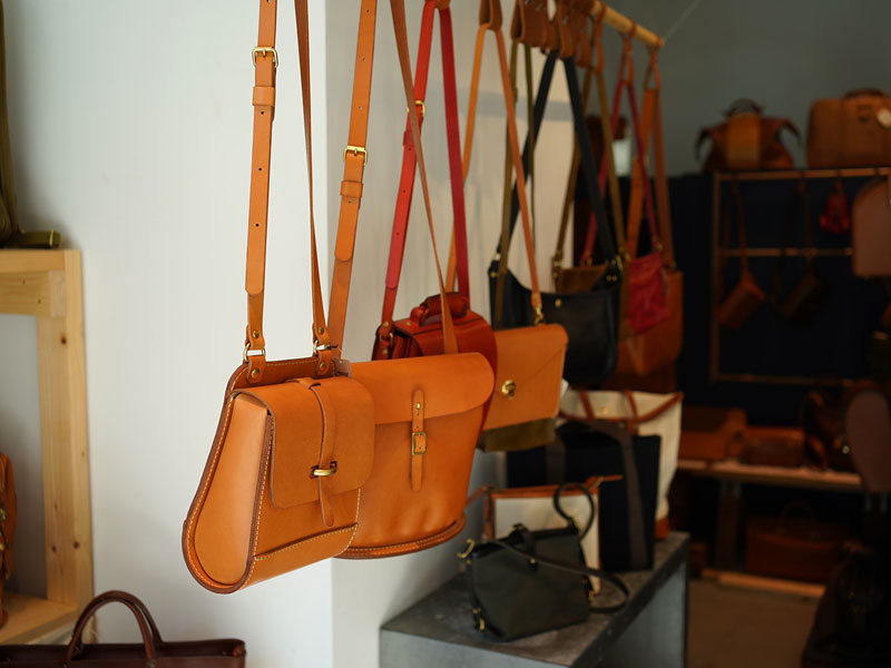 SAMPLE ROOM 店内風景3