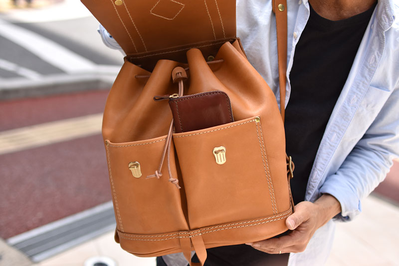 チンクリュック 長財布