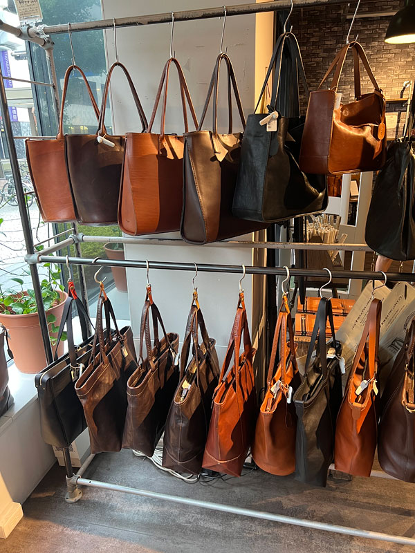 大阪店の店内風景7