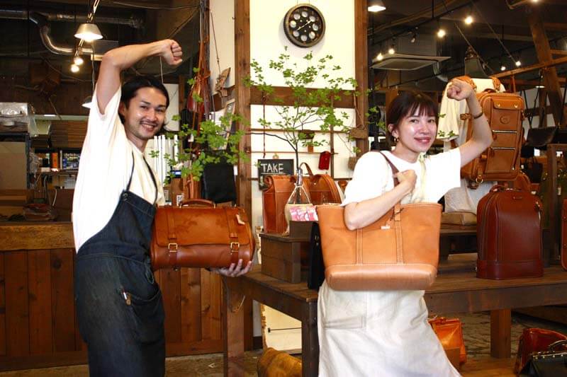 仙台店販売スタッフの佐藤&菊地
