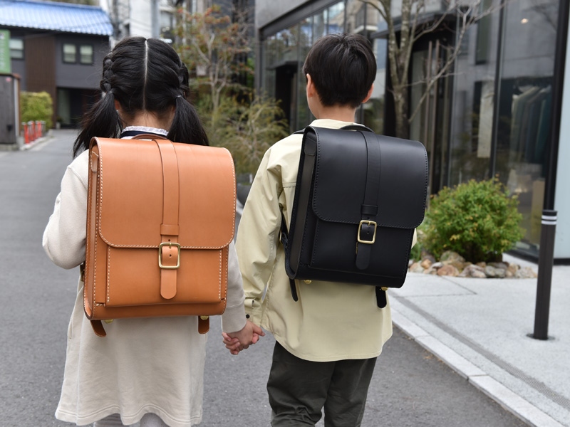 一本ベルトランドセル(R-53) 着用例